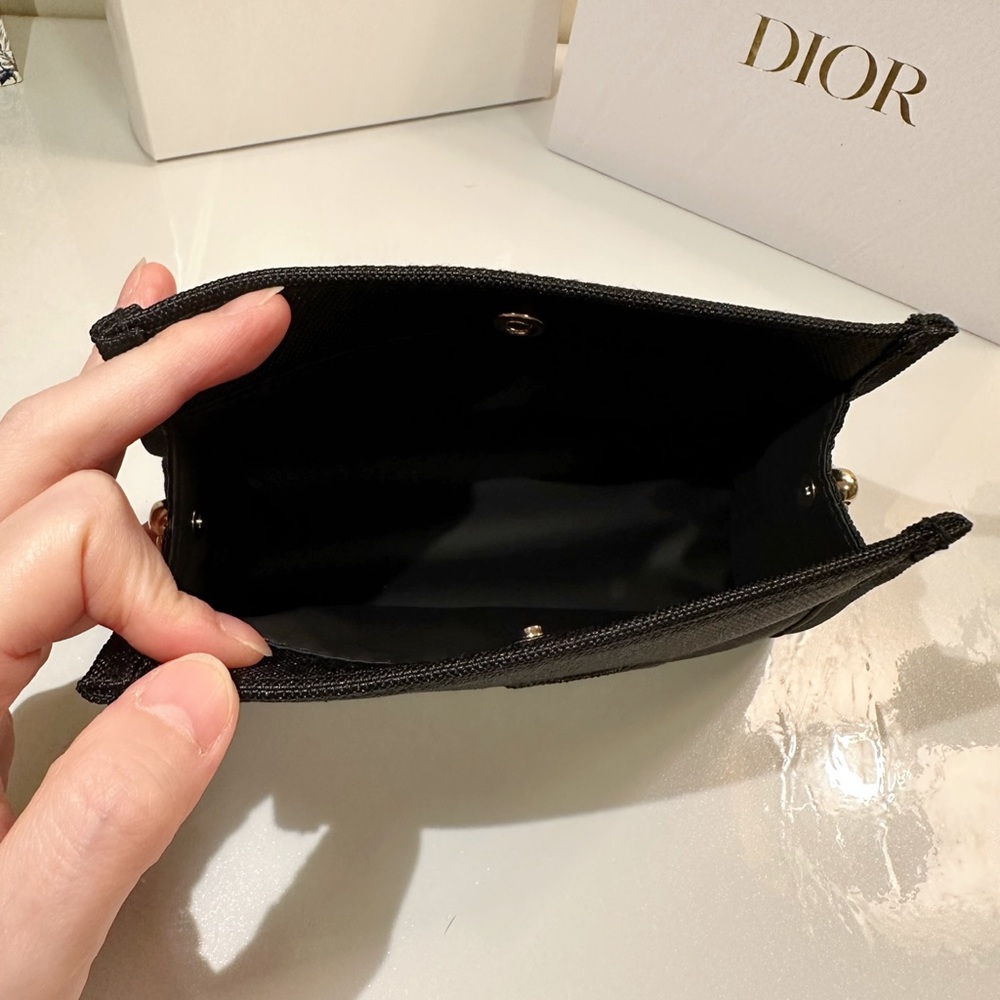 Dior🖤cosmetic pouch DIY crossbody/tote bag - Picture 11 of 12